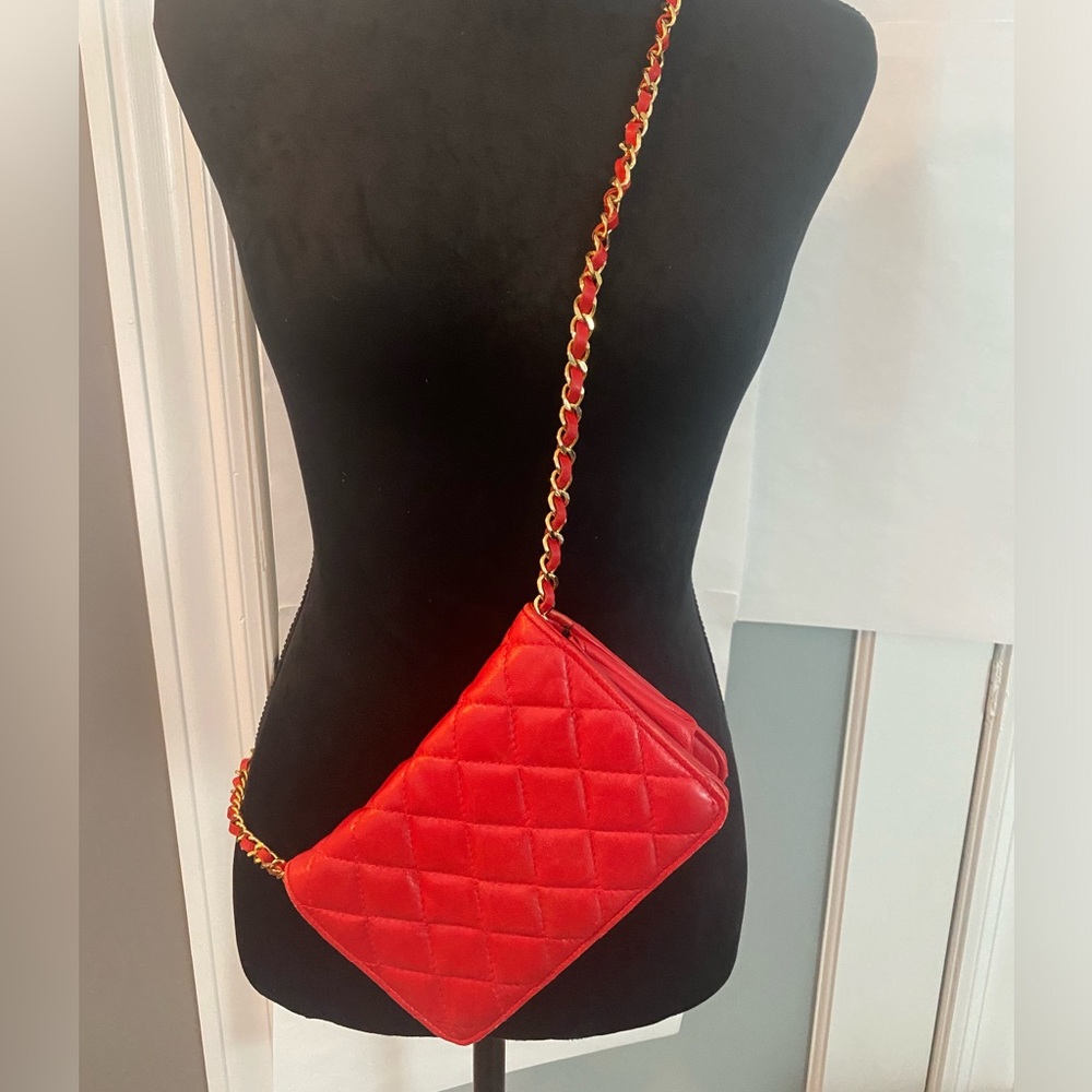 VTG Andre Cellini mini quilted red leather Envelope chain strap cross body Bag - Picture 8 of 9